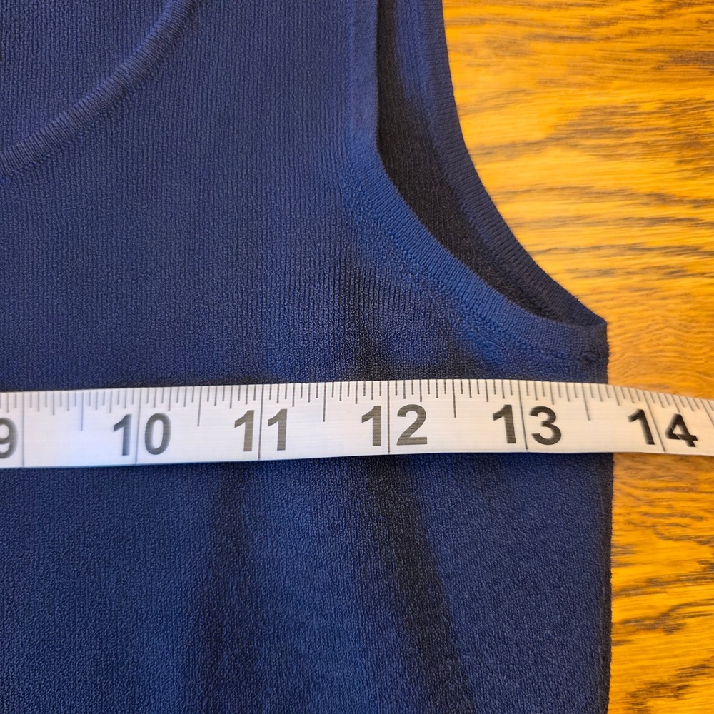 Link Womens M Navy Blue Knit Scoop Neck Tank Top Shell Career Layer Minimalist - Picture 3 of 8